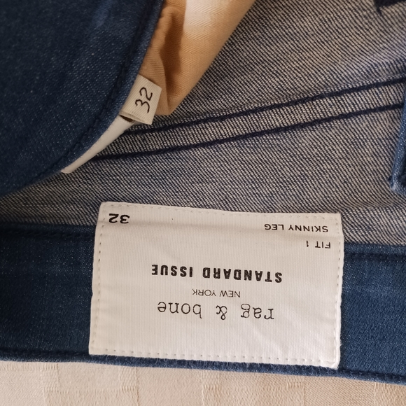 Rag & Bone Skinny Leg Jean in Rochester Wash - Picture 7 of 13